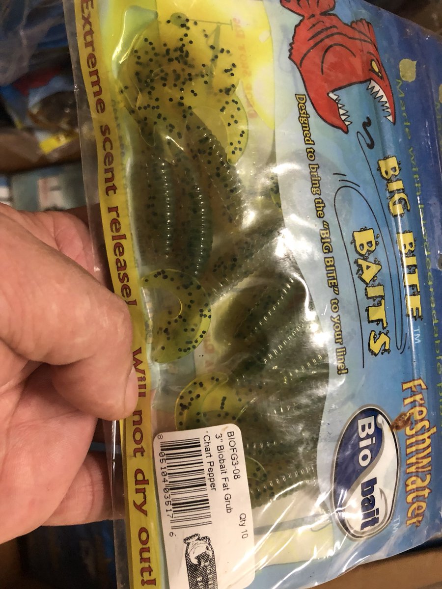 The MobileBait Store tweet media