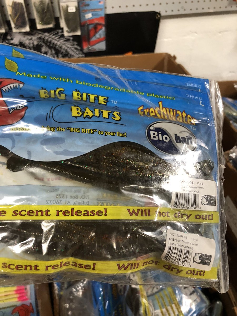 The MobileBait Store tweet media