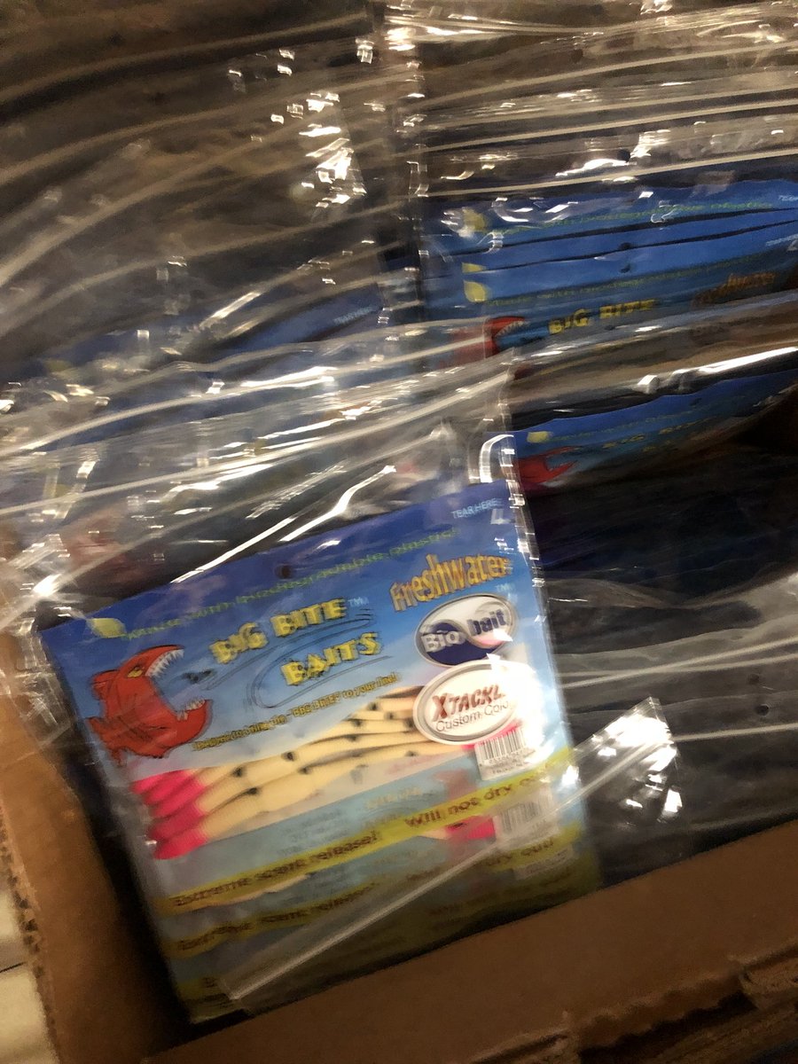 The MobileBait Store tweet media