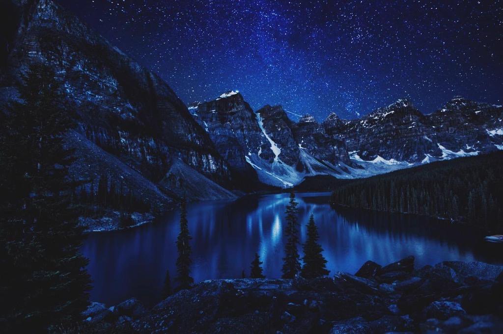 DAlLYTUMBLR's tweet photo. Lac Moraine, Alberta 🇨🇦 https://t.co/7mMi2X8tDb