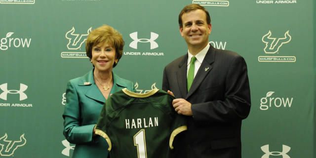 BayAreaExaminer's tweet photo. The guys recorded an Emergency Bulluminati Podcast late Friday evening where they discussed Mark Harlan’s departure to Utah and the info they’ve gathered after the news. https://t.co/YHwEGx2qsR https://t.co/Lyq5XzsgMJ