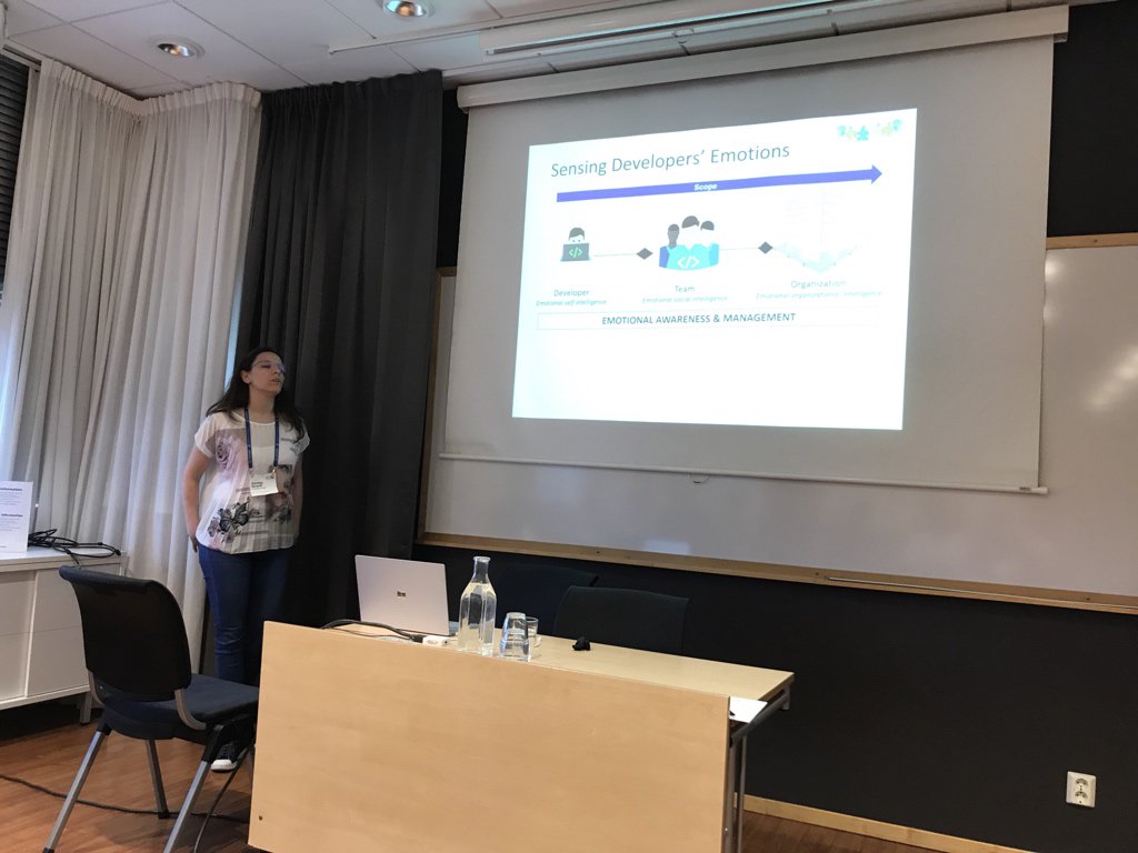 SEmotion_ws's tweet photo. .@DanielaGirard91 brings a replication of an experiment to our attention. The goal is to understand how biometric sensors can detect emotions during software development. #semotionws https://t.co/0cUmY2RwM2