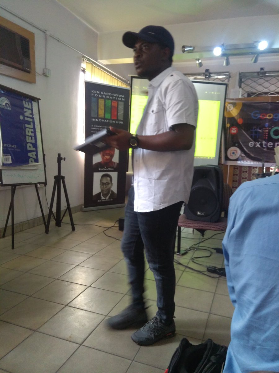 osaaroh's tweet photo. The Flutter codelabs have begun @KswfHub #io18Extendedph #IOExtended #flutterio #flutterextended cc @flutterio @alphadudegman @Ginowinne @OgieBen @Joklinztech #KswfHub https://t.co/T4INwqHWgl
