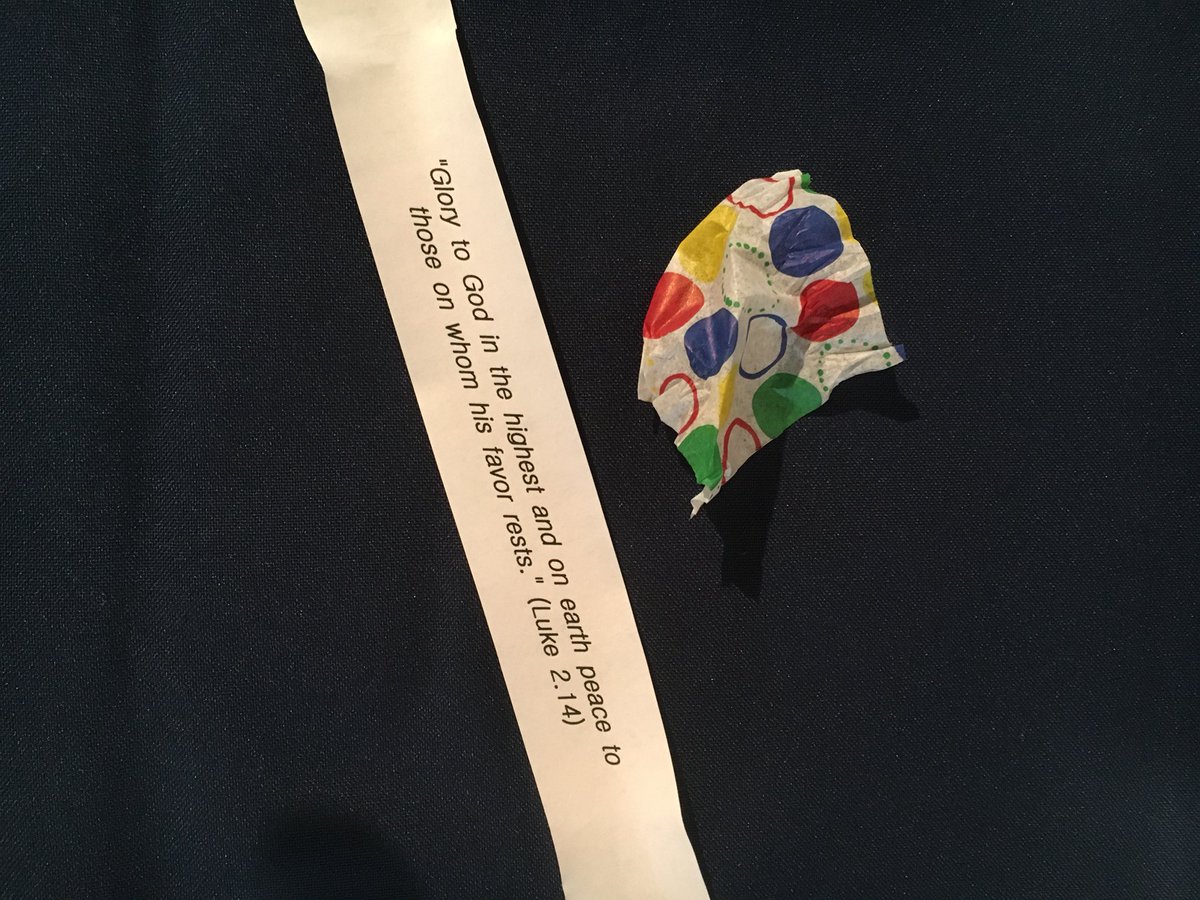 Salvatorians's tweet photo. Koreans roll prayers up like a piece of candy because prayers are a little treat! @archatl #ATLEC2018 https://t.co/4w2yGIzxKO