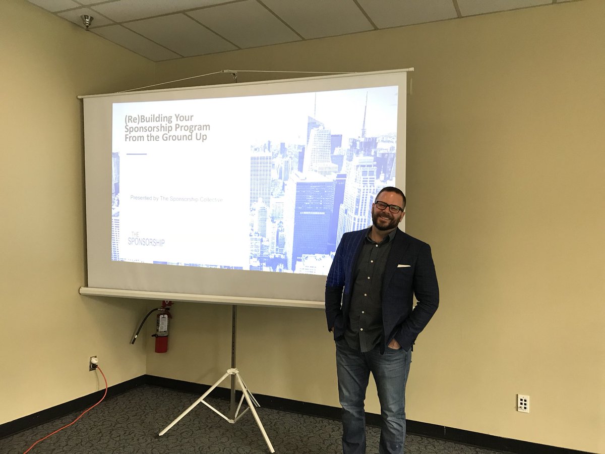 CPBaylis's tweet photo. Thanks to @DavidKravinchuk for the great conference and amazingly sharp audience at #WCFC2018! You guys kept me on my toes. Now my second mission begins- to eat every doughnut in Vancouver! #sponsorshipgeeksunite #donttellmywife https://t.co/MCEo9Q2Hsj
