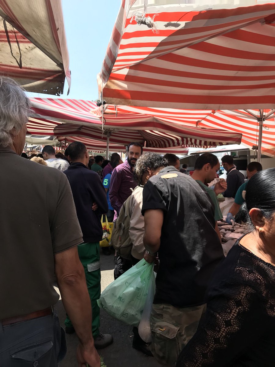 ItalyKayla's tweet photo. There was a food market in the parking lot for the holiday today. This caused stress for us since there was so many people!  The amazing smell of the fresh food did help lower the stress levels a little bit but not quite enough unfortunately. #ABNRISKuwlax #2018ldv @uwldolcevita https://t.co/BQiJAWmRsX
