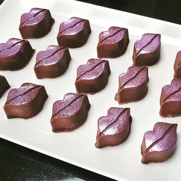 Choc_Fix's tweet image. Strawberry lips forever