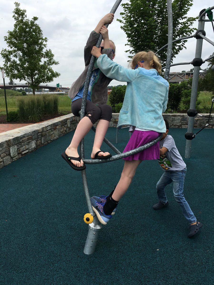 IAmCarolynP's tweet image. Fun playground time after breakfast and Farmer’s Market. Happy Saturday! #JuneFun #wherekidsplay