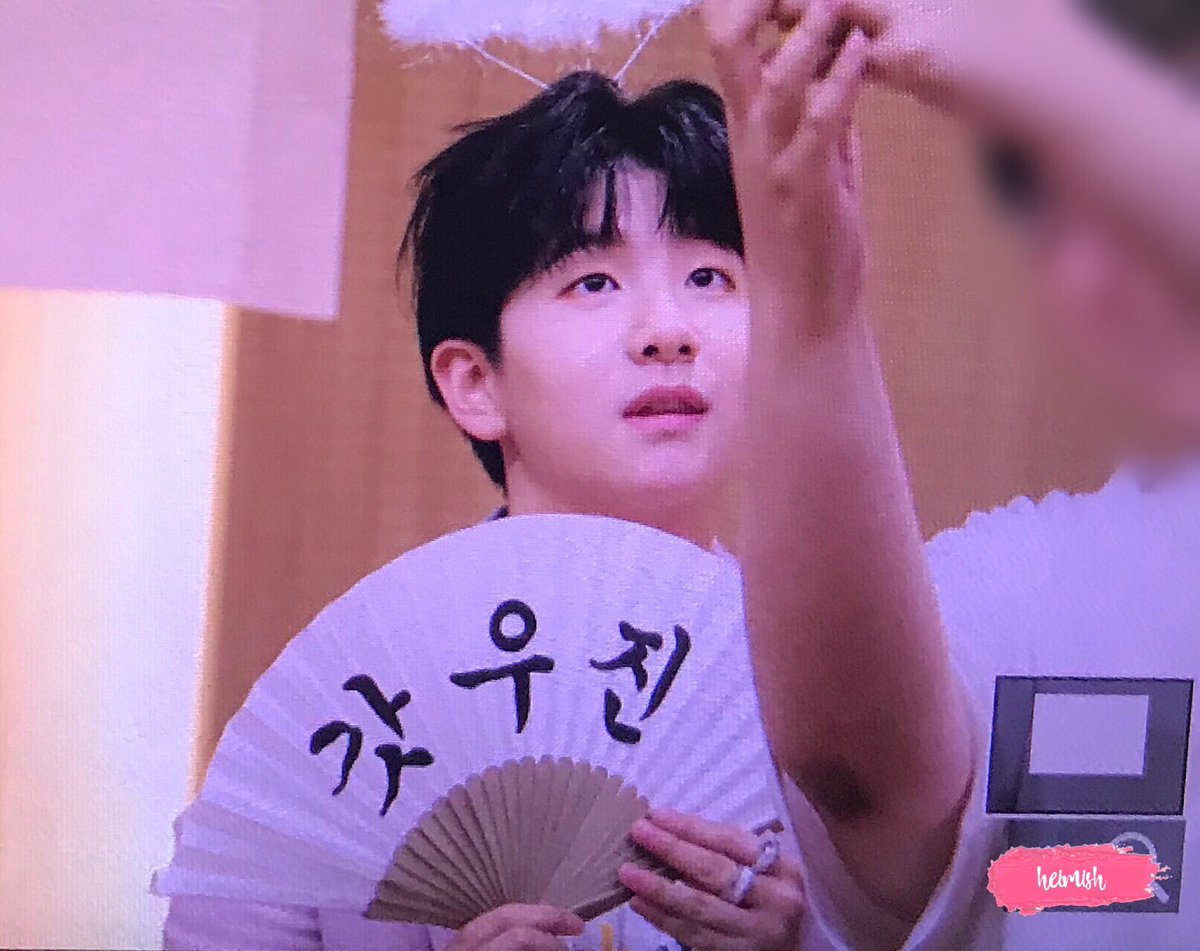 heimish_0402's tweet photo. 180602 tcc 팬사인회

갓우진 👼🏻👼🏻👼🏻

#더이스트라이트 #더이라 #이우진 #우진
#TheEastLight #WooJinLee #WooJin https://t.co/1coEjrsNN9