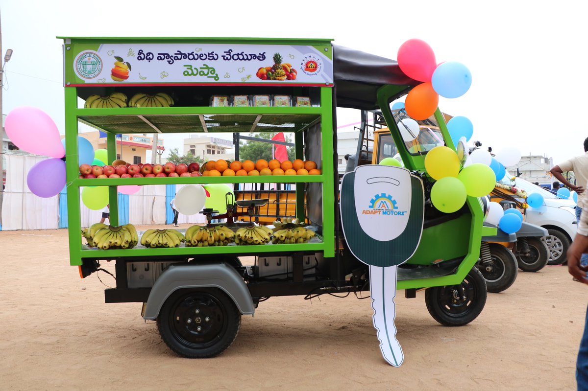 ursanr's tweet image. @ktrtrs Accolades for your initiatives on electrical vehicles. Live inspiration at Sircilla  #jaitelangana #DynamicleaderKTR #GOAdapt