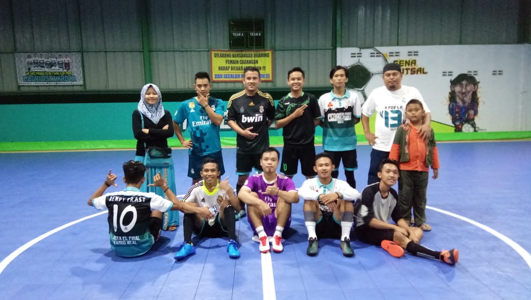 MadridistaKroya's tweet image. #DokumentasiPRMI @Madrid_Indo
.
.
Bagian Syukuran Hattrick Juara UCL @realmadrid ,Fun Futsal.
Kita Lanjut Music Acoustic,merapat Delta Coffe Mads!!
.
.
#FutsalPRMI #SparingFutsal #EventPRMI #realmadrid #madridista #indonesia #community #prmi #madridistakroya #halamadrid