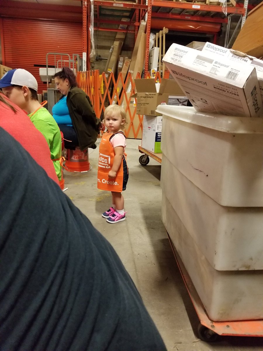 My little lilah came to do the kids workshop today.