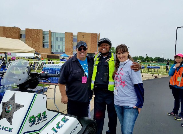 P50F_Chicago's tweet photo. #GOTR5K - Grayslake #attemployee representing #P50F_Chicago https://t.co/Ea9rcgHB22