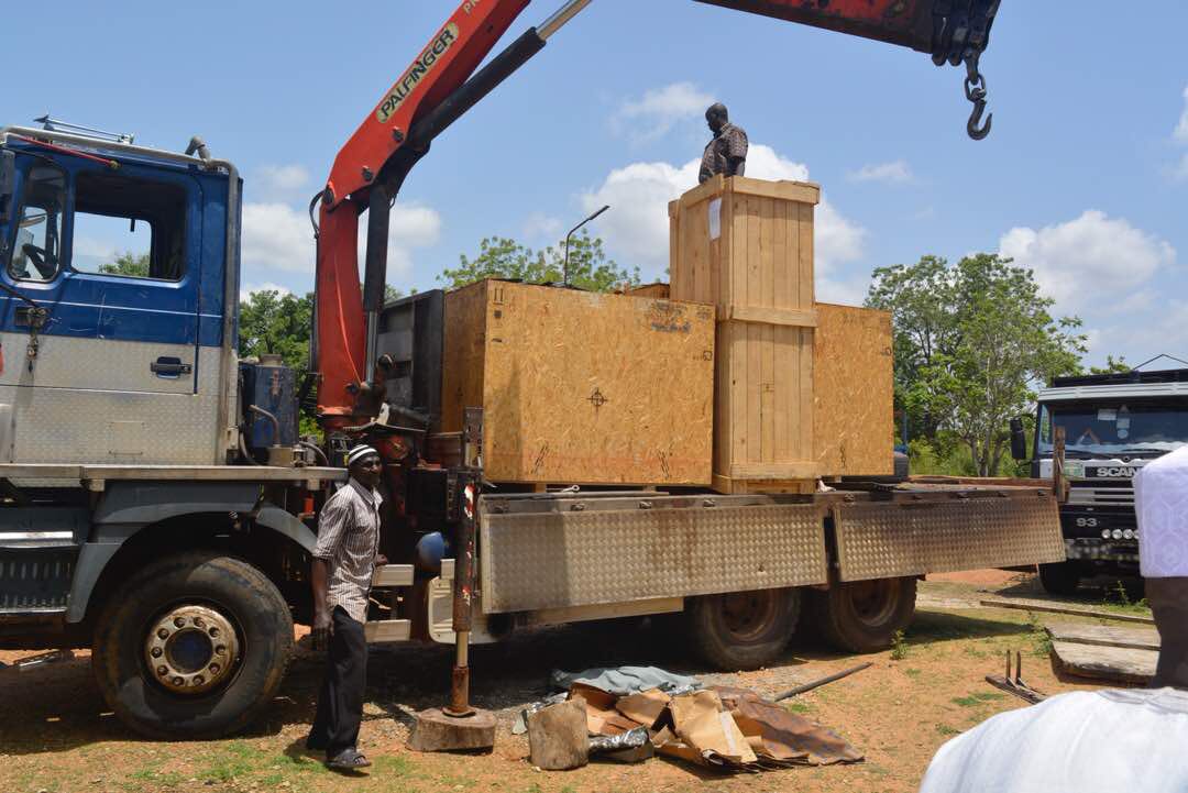 Advsola's tweet photo. Bida To Access Portable Water After 15years as Governor Abu Sani Bello approves the overhauling of the Bida water station. So far, the water pumping machines have arrived in Bida water station and installation will commence soonest. #3yearsofASB https://t.co/siDadYpr0U