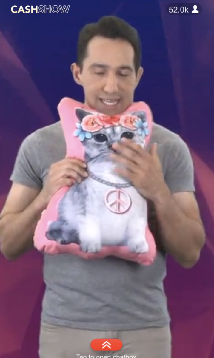 Comfort_CatCS's tweet photo. Well it was a fun few days with @CashShow_Beau #carsincircles #dudgeongate #dadsshirt #danceparty #zoolander ... buuuuut it’s time for a Raftastic weekend with @CashShow_Rafael, yaayyyy! #excitedkitty https://t.co/sNmQ9SAeGf