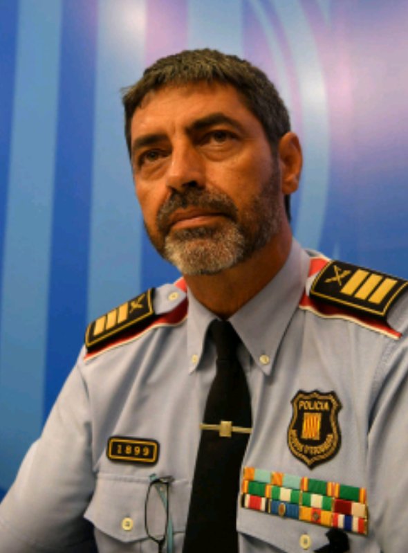 Kusfollin's tweet image. El M.H.P @QuimTorraiPla i el seu govern han declarat que sempre escoltaran la veu del poble.

Repiula, fes RT si penses que una de les coses prioritàries, es restituir en el seu càrrec, al Major Trapero, sempre que ell així ho vulgui.
#MajorTrapero