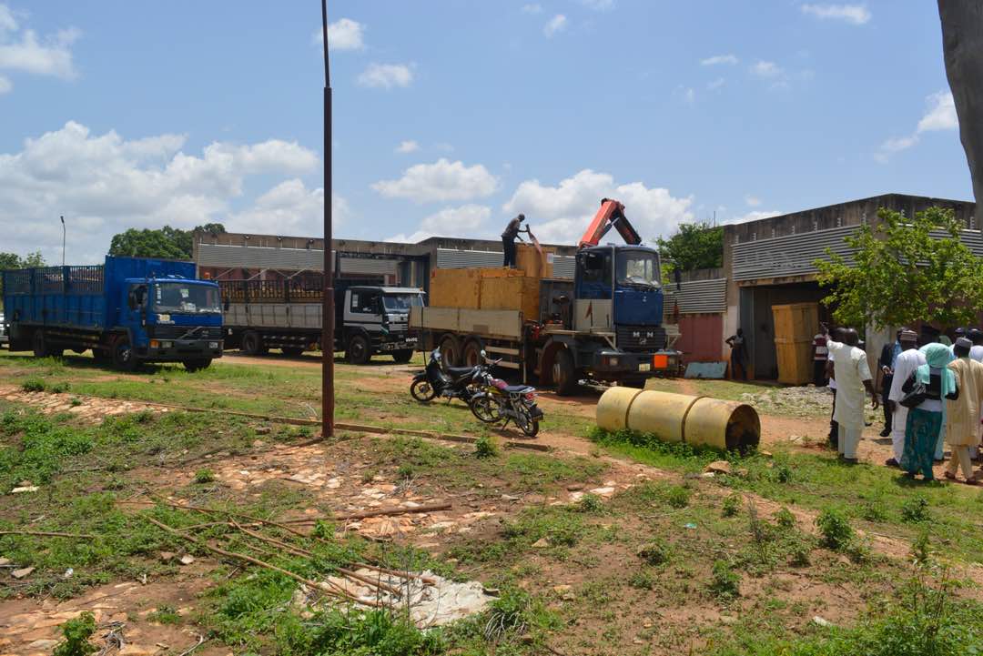 Mr_JAGs's tweet photo. After 15years... Bida set to get portable water as Governor Abu Sani Bello approves the overhauling of the Bida water station... Installation of equipment to commence soon. #3yearsofASB https://t.co/VZH8XFKrbU