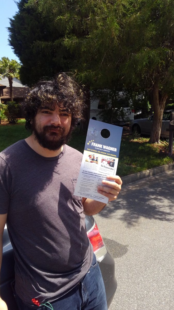 StephenSadlerSA's tweet photo. Thank you @RPofVB for all your help out here on these Saturdays! Kids are already ready to #LeadRight and knock some doors in #VA02 and win this district for our #paycheckpresident https://t.co/QfdX2O3D2D