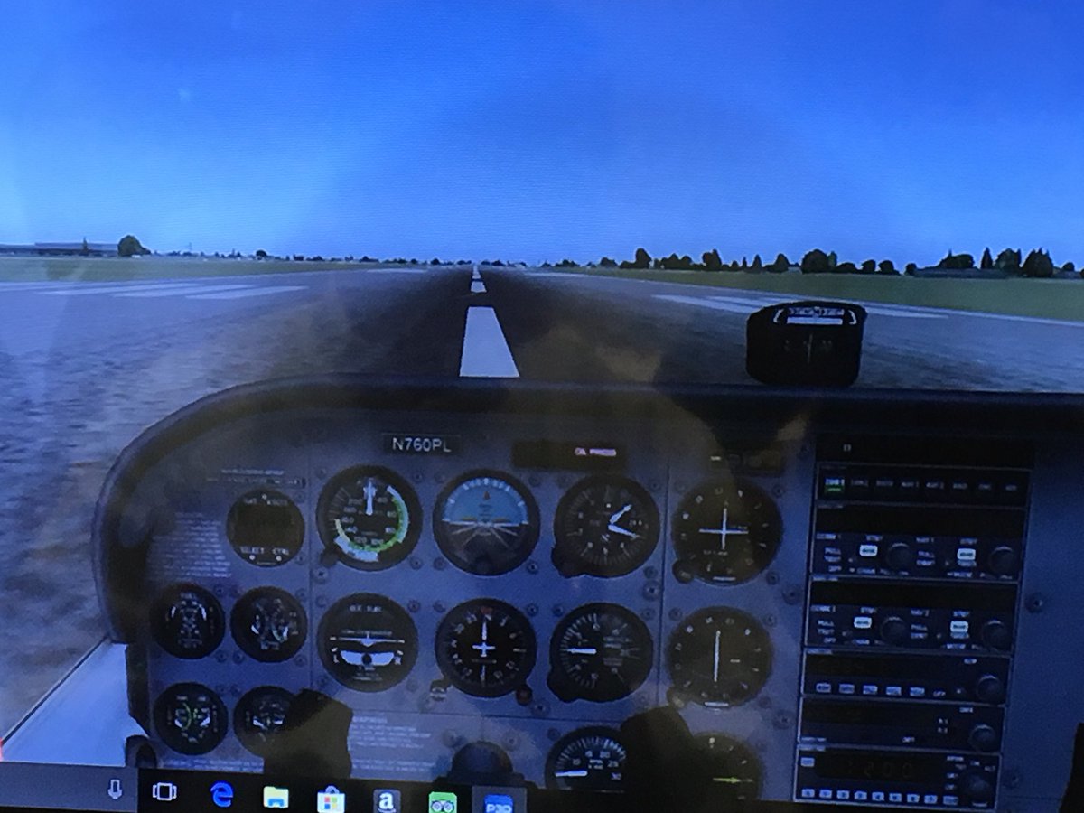 UmitAlps's tweet image. Experiencing first hand the flight simulator which will be implemented at our new middle school. So much fun and great learning #stempilot #oklaed