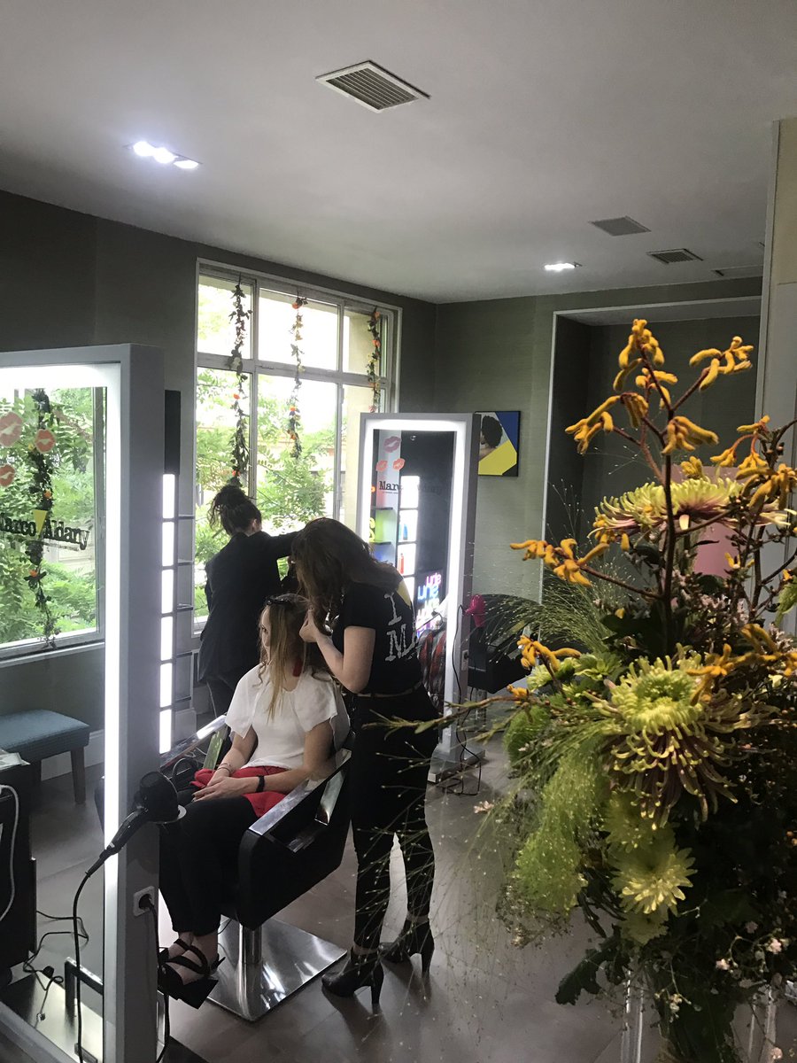 Madrid_Style's tweet photo. De la mano de @MarcoAldany te pondrán en punto para #NomadconStyle. Manicura, maquillaje y peluquería para estar perfecta en esta segunda jornada, ¿te apuntas? | #TheStyleOutlets https://t.co/TSEkBjyZgS