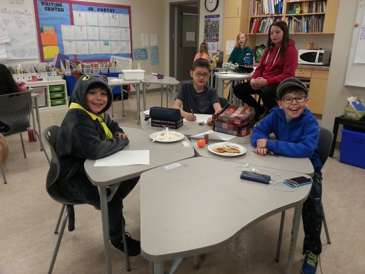 4D at IRIC had lots of reasons to celebrate yesterday!  Thank-you PIRIS for the fabulous Pancake Breakfast that started our PAT celebration day!!