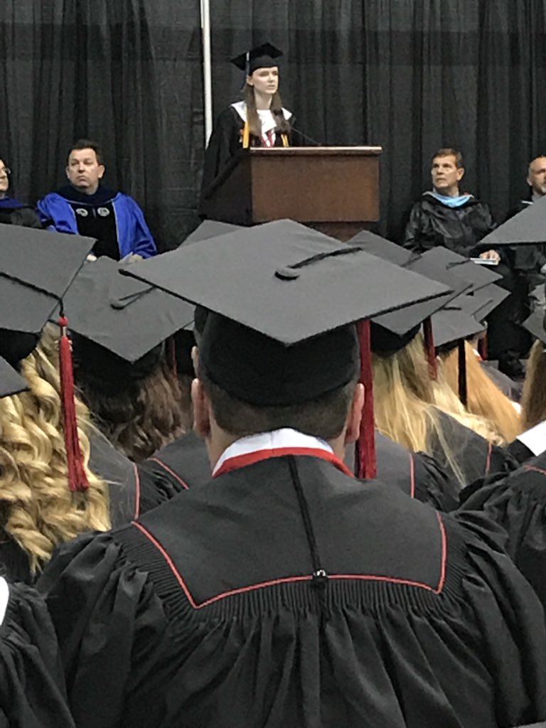 SES_RBBCSC's tweet photo. Congrats Hannah on being the 2018 Valedictorian!  Such a special honor for a young lady who works so hard.  Good luck at @isu as you major in elementary ed.  @RBB_Schools @EHSMustangs https://t.co/sEogQrZatX