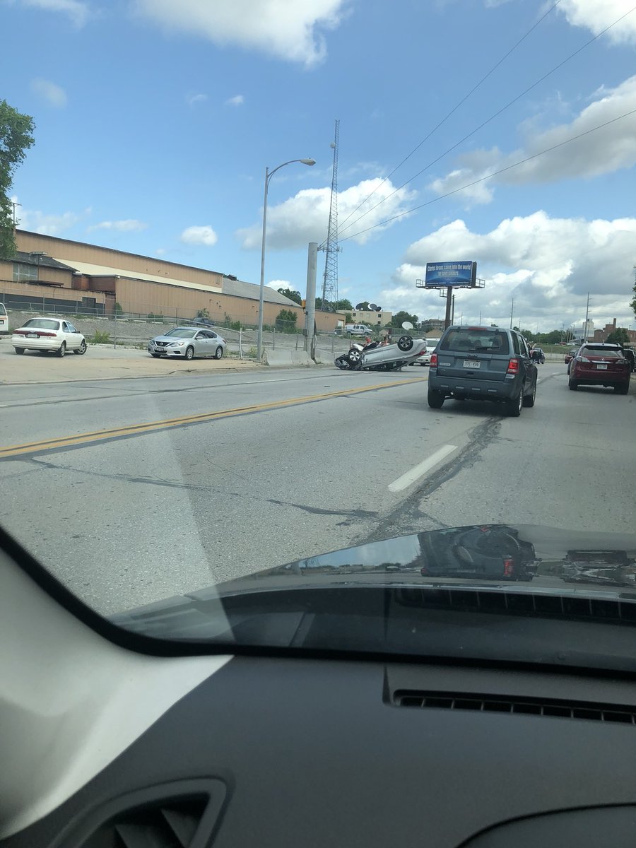 sweesy3's tweet photo. @MeanStreetsOMA north of Leavenworth on saddle creek https://t.co/6aquSTf3An