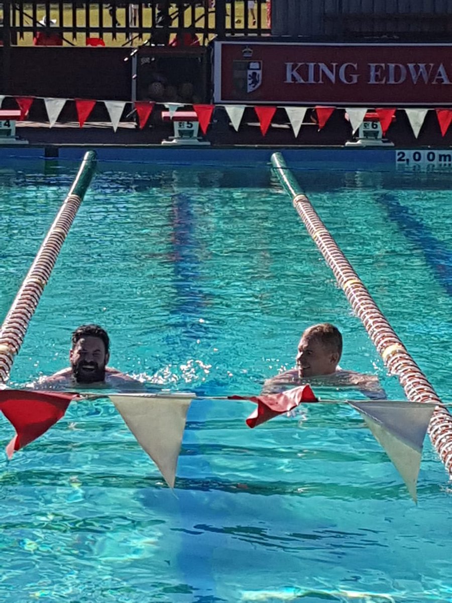 KingEdVIISchool's tweet photo. #MadSwimmers🏊♂️🏊♀️ @KingEdVIISchool polar bear swim #redrespect💪 https://t.co/XCiUXeHwJA