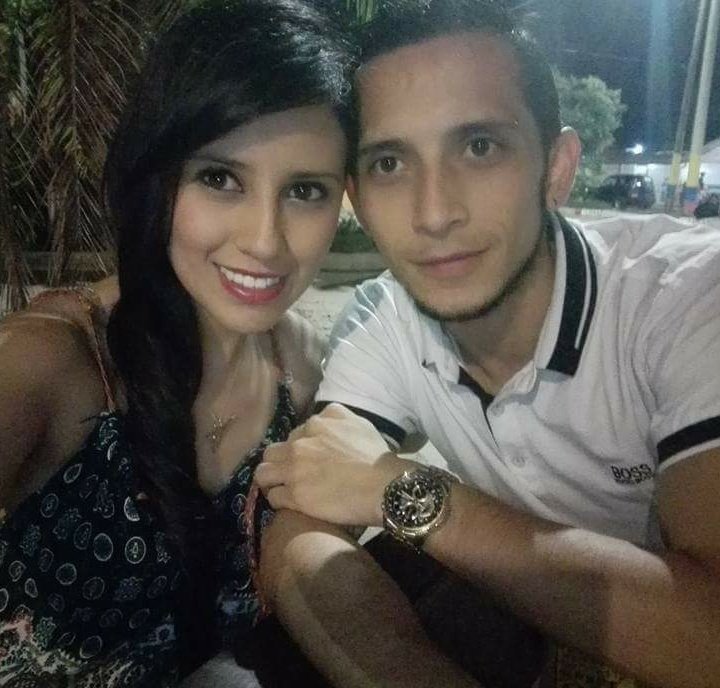 LindaCantor1's tweet photo. 4⃣ fotos 4⃣ años ❤️que sean muchos mas! 🤗 #2Junio2014 😍 https://t.co/VJbs6mxmT1