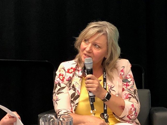 FPAC_APFC's tweet photo. Canada’s Competitiveness: Challenges and Opportunities for Canada’s municipalities –panel discussing ideas of how industry and municipal leaders can work together to advance environmental, social, and economic opportunities. @FCM_online https://t.co/1d4YCeRBV6