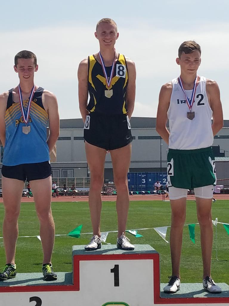 The fastest kid in Crawford County and now the State of Ohio...@ChadJohn5onC4 caps a stellar career with <a href="/cceaglestfxc/">CC Track & Field</a> with his 2nd straight title and 2 new state records! Congrats Chad and good luck next week and with <a href="/CycloneTrackXC/">Iowa State Track & XC</a>!
<a href="/GalionSports/">Galion Sports</a>