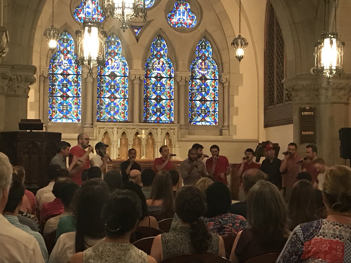 fermataTown's tweet photo. Our buddies in @redlineboston are crushing it at their 10-year anniversary show! #bostonaca #calrocks https://t.co/rOuNNXld9O
