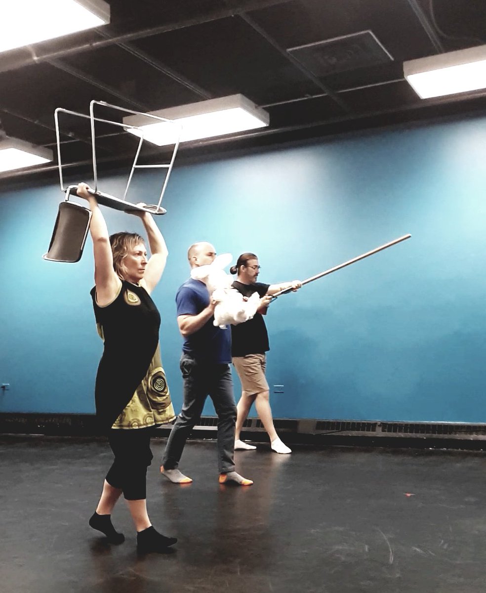 lmpopit's tweet photo. Physical Education isn't just gym class!
How can you learn, trust, & develop the physicality of performance art? Research with your own body. Research the relationship between your movement, objects, & sound.
#MixingMajors #LetsGetPhysical #PuppetPower2018 https://t.co/plTJPuqiby