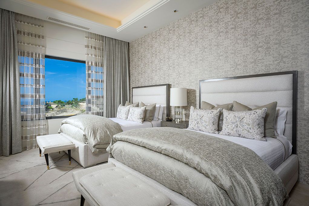 DelMarLosCabos's tweet photo. Bedroom suite goals. | Photo of The Ledges at Espiritu | The only condominium option within Del Mar Los Cabos | Search https://t.co/MO2FFNgulg for more info
.
.
.
.
.
#mastersuite #bedroomInspo #bedroomdesign #masterSuiteDesign #greyscale #modern #costalContemporary https://t.co/10nv7e0lLY