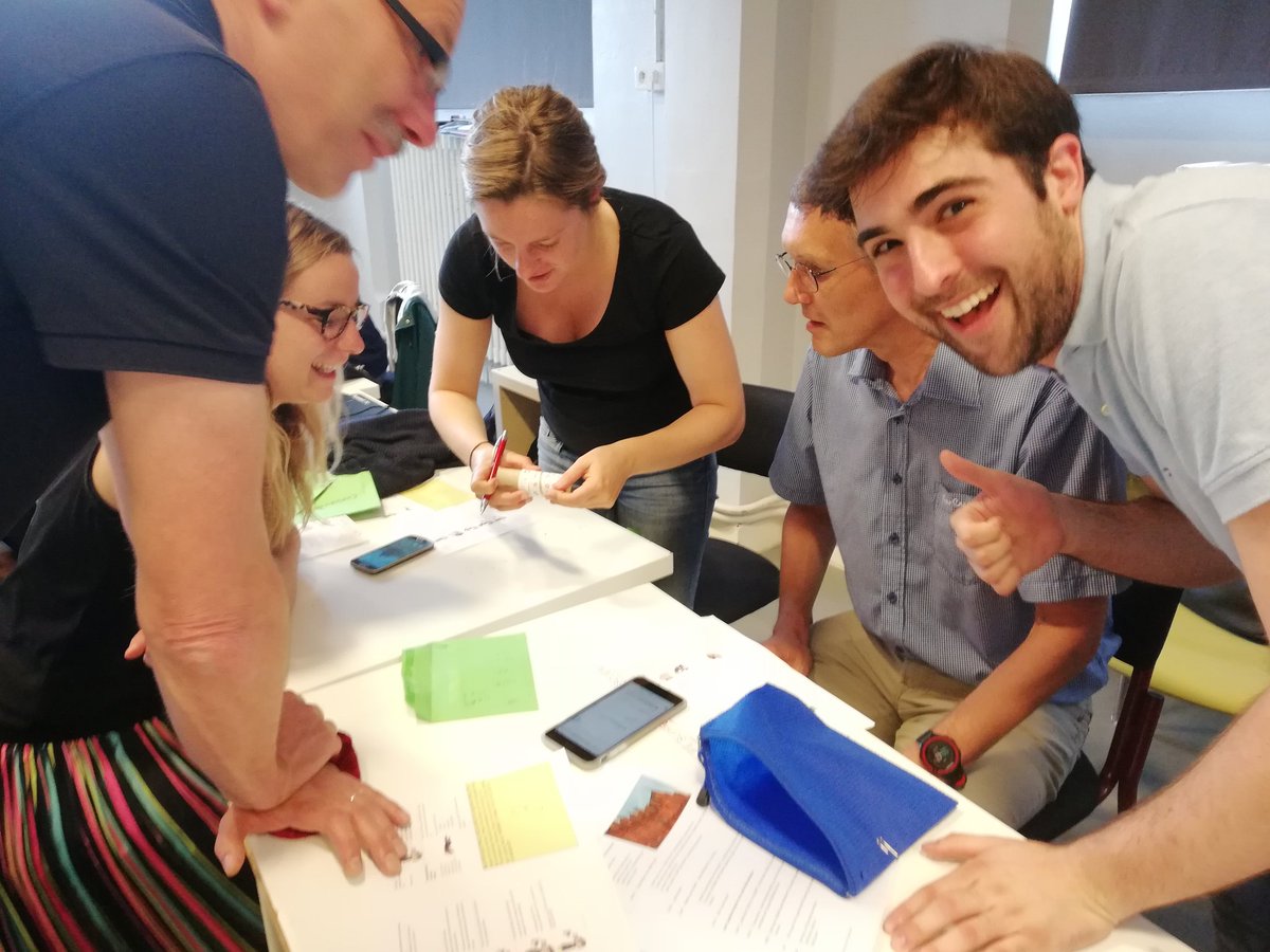 Perello C (@perello_c) on Twitter photo Gamification of learning: escape-room experience to learn the Basic Life Support principles. Do you join the challenge? #gamification #escaperoom #Nursing #ERC #BLS #16thinternationalsummerschool <a href="/Howest_Intl/">Howest International</a> @FIF_UIB <a href="/NRomeroFranco/">Nat Romero-Franco</a> <a href="/maite_ab/">Maite Arbós</a> Gamification of learning: escape-room experience to learn the Basic Life Support principles. Do you join the challenge? #gamification #escaperoom #Nursing #ERC #BLS #16thinternationalsummerschool <a href="/Howest_Intl/">Howest International</a> @FIF_UIB <a href="/NRomeroFranco/">Nat Romero-Franco</a> <a href="/maite_ab/">Maite Arbós</a>