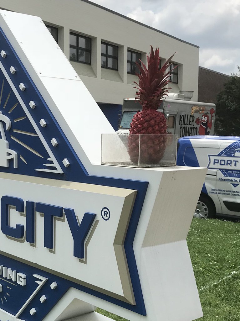 Today, our Tasting Room at <a href="/PortCityBrew/">Port City Brewing Co</a> rocks a RED pineapple 🍍 
#ALLCAPS