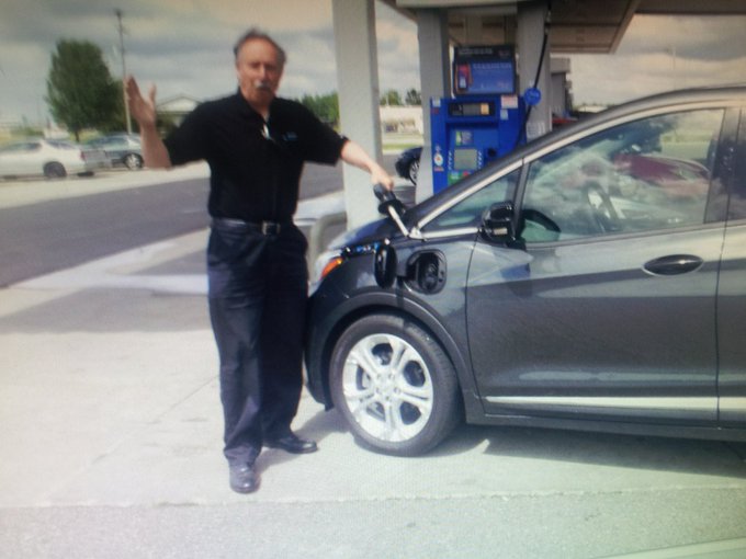 AmazingChevVolt's tweet photo. @TXsharon +100
@GM, #Automotive #ElectricFueledVehicle: @Chevrolet @ChevyElectric 
#BoltEV, 100% #EV #ZEV #ZeroEmissions 
+
#SparkEV (Used)
+
@GroupePSA #AmperaE 
+
#ZeroEmissionCapable W/#ParkCharging: 
#FirstGenVolt, #NextGenVolt, #ChevyVolt 
+
@Cadillac #CadillacELR &amp; #CT6 #EREVHeavy https://t.co/NPtFqi5HZz