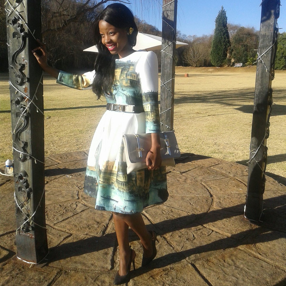 Nyeleti076 tweet picture