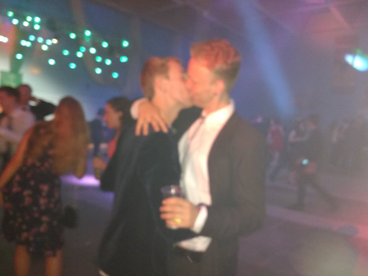 cenestpasundill's tweet photo. Sooo looking forward to @thehoosiersuk #BathSummerBall https://t.co/l5WQwctgqE