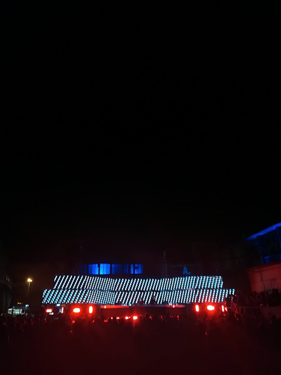 observ8's tweet photo. Κάλτσες #add2018 #kruderandDorfmeister https://t.co/cxka32pJgw