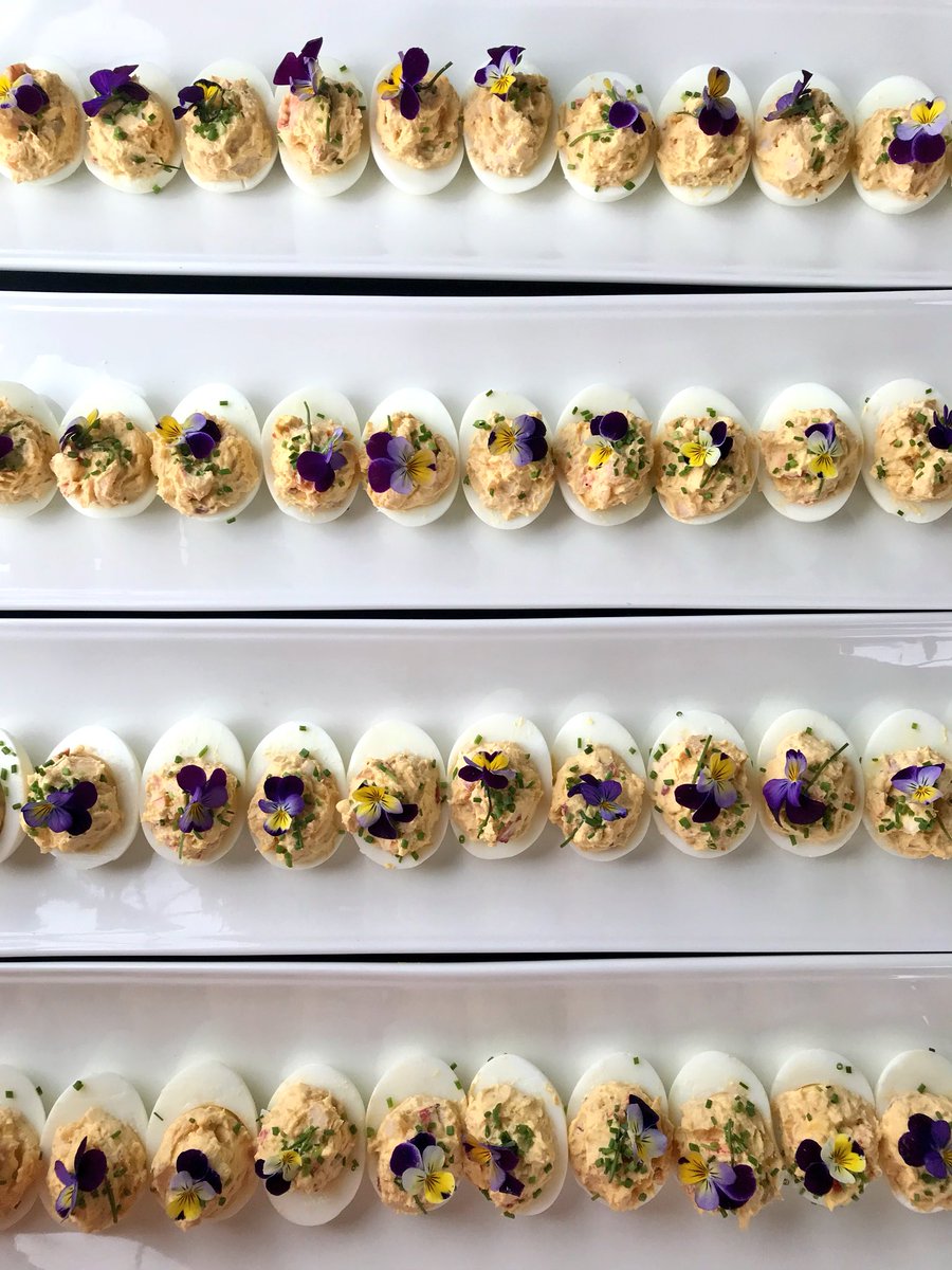 eggsoeufs's tweet photo. .@chefcraigflinn cooked up @CHEF_LYNN’s recipe for lobster devilled eggs on our #FCMFarmTour! #FCM2018AC https://t.co/ju1gKdrgY2
