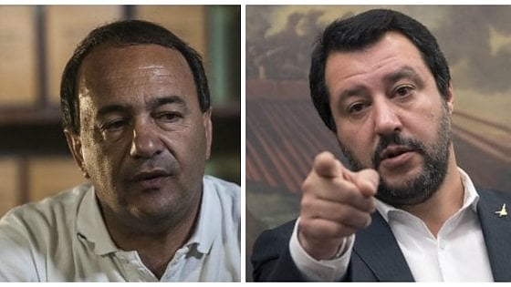 unoscribacchino's tweet photo. Matteo Salvini: "Al sindaco di Riace non dedico neanche mezzo pensiero. Zero, è zero".

Mimmo Lucano: "Sogno una nuova umanità libera dalle mafie, dal razzismo, dal fascismo e da tutte le ingiustizie".

Nessun dubbio su chi sia lo zero tra i due.

https://t.co/3plUh5lCfk https://t.co/bIqvXOh3SI