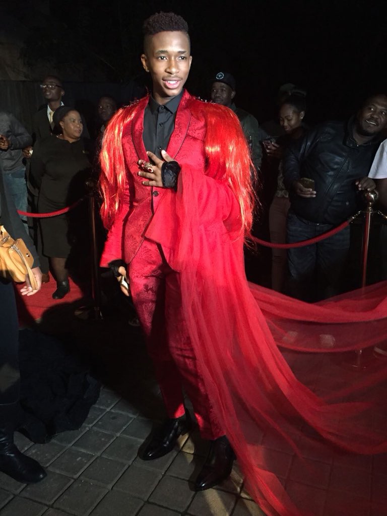 Blue_KN1's tweet photo. Then he dropped the "Rocks" stunt #SAMA24 @lasizwe made my night babe, RT of he made your night too https://t.co/LaJNqa8Bdn
