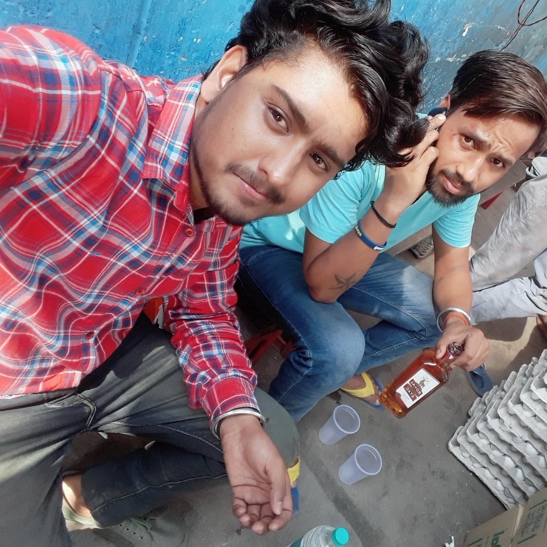 SarcasticHarami's tweet photo. #NewProfilePic https://t.co/lDrWqZjd56