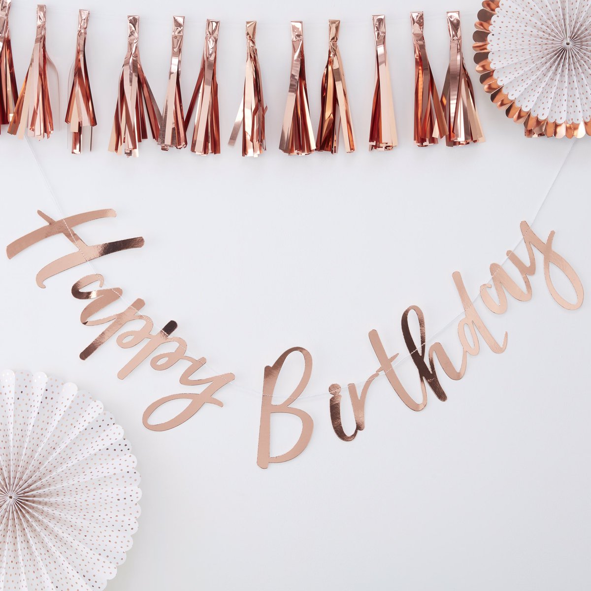 CakeandCoParty's tweet photo. Planning a party? Look no further... 

All available at https://t.co/Ze69GL25Tf 💫

#planningaparty #cakeandcoparty #party #partydecorations #stylishparty #rosegold #rosegoldthemedparty #rosegoldeverything #partyware #partydecor https://t.co/zCi8zOAtFn