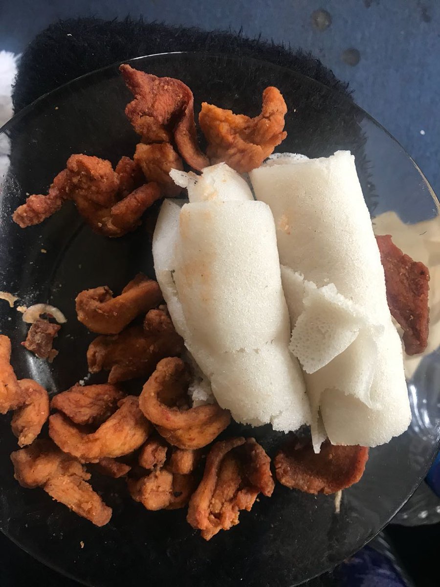 MikeObare's tweet photo. What my friend ordered and what was delivered. Habesha is a scam. #UberEats https://t.co/2J9Us2K9wp