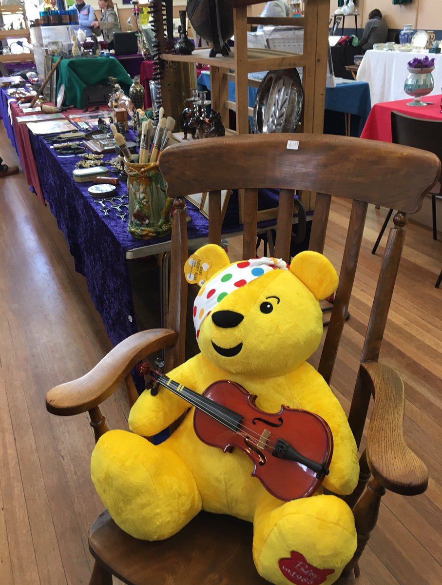 Danielle Benson tweet media