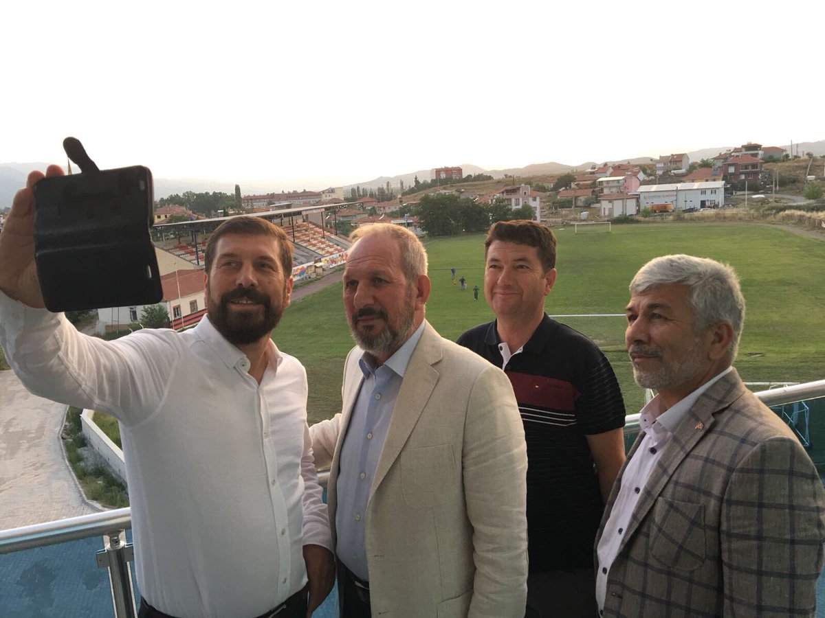 KASIM_BOSTAN's tweet photo. Sındırgı ilçemize kazandırdığımız Gençlik Merkezi’ni yerinde inceledik... https://t.co/v3KEegA0md
