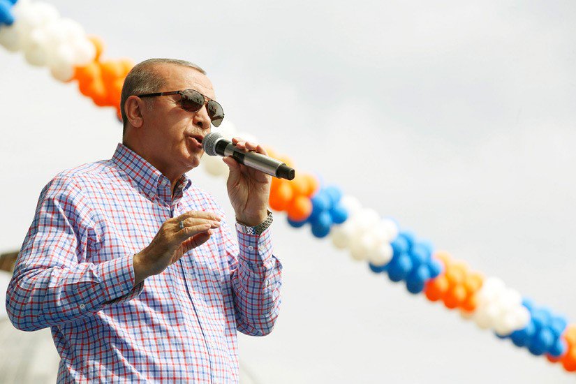 tcbestepe's tweet photo. "Milletin hayrına tek bir söz söylemeyenler, terörle mücadele kahramanlarımıza saldırıyor" https://t.co/MnxcNUJdfA https://t.co/LbqXAbvlP2