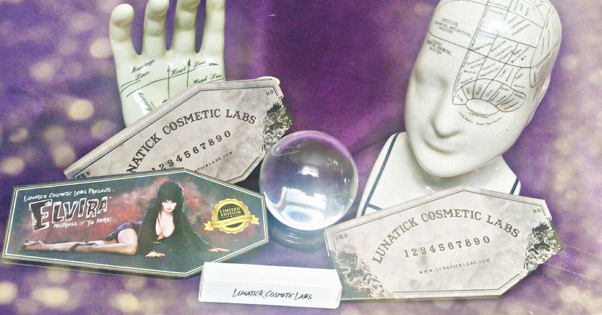 LunatiCK_Labs's tweet photo. 💀🌹We love you more!!! 😝🖤Repost from @charmedwench “You know you love a company when you own more than one palette and even then its not enough @lunatickcosmeticlabs your brand is everything #bestpackagingever #makeupmadeforme #makeupgoals #lunatickcosmeticlabs https://t.co/wYWj2FOoJL